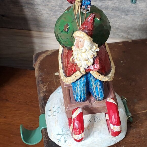 Old World Santa - Stocking Holder - Green bag with Stars - Candy Cane & Choco - Picture 4 of 5